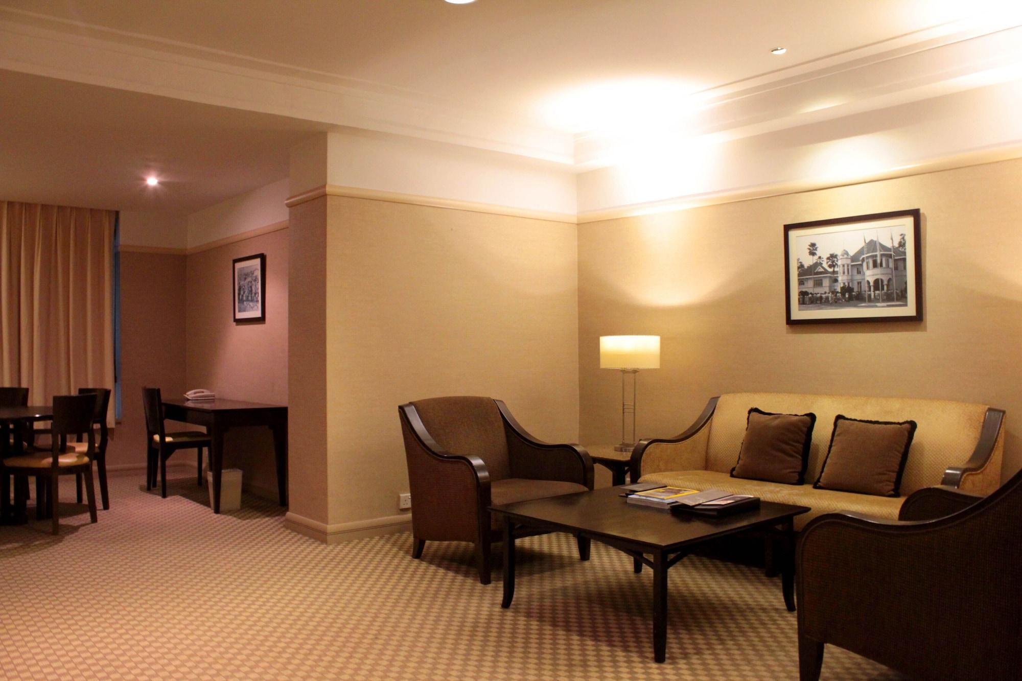 Pacific Regency Hotel Suites Kuala Lumpur Exterior foto A suite at the hotel