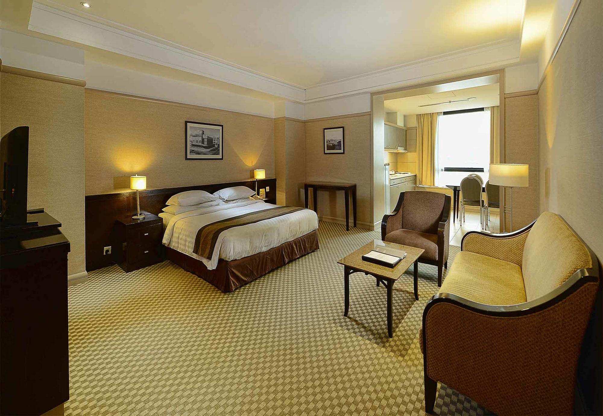 Pacific Regency Hotel Suites Kuala Lumpur Exterior foto A room at the hotel
