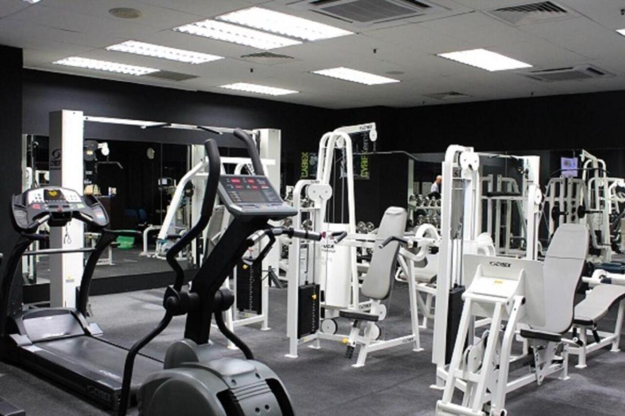 Pacific Regency Hotel Suites Kuala Lumpur Exterior foto A typical gym